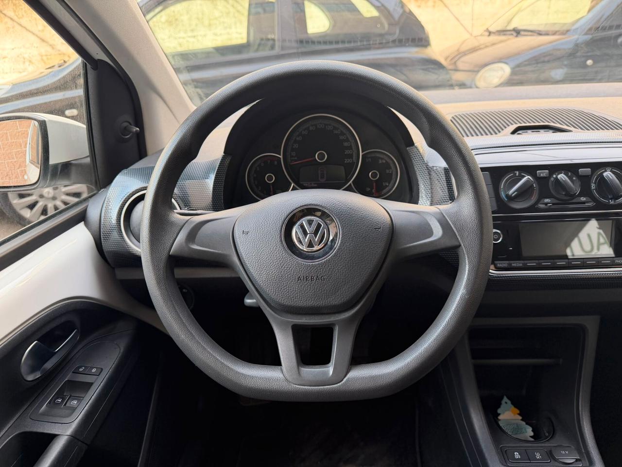Volkswagen up! 1.0 75 CV 5p. move