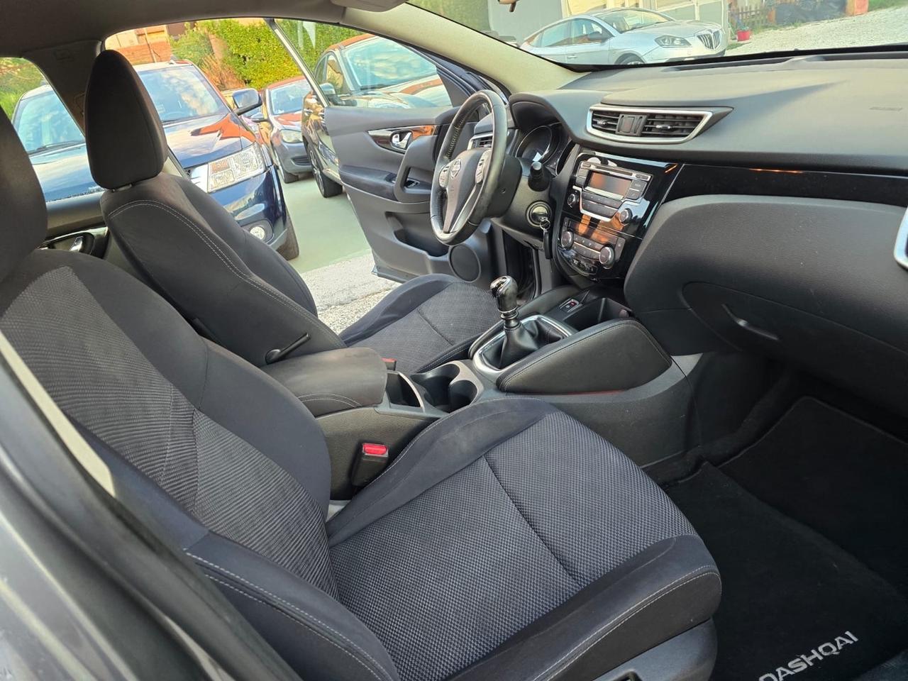 Nissan Qashqai 1.5 dCi Visia