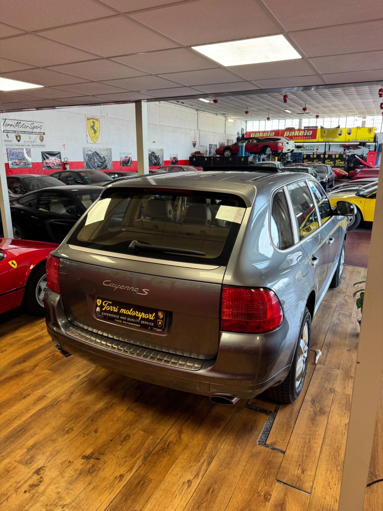 Porsche Cayenne 4.5 S PERMUTE