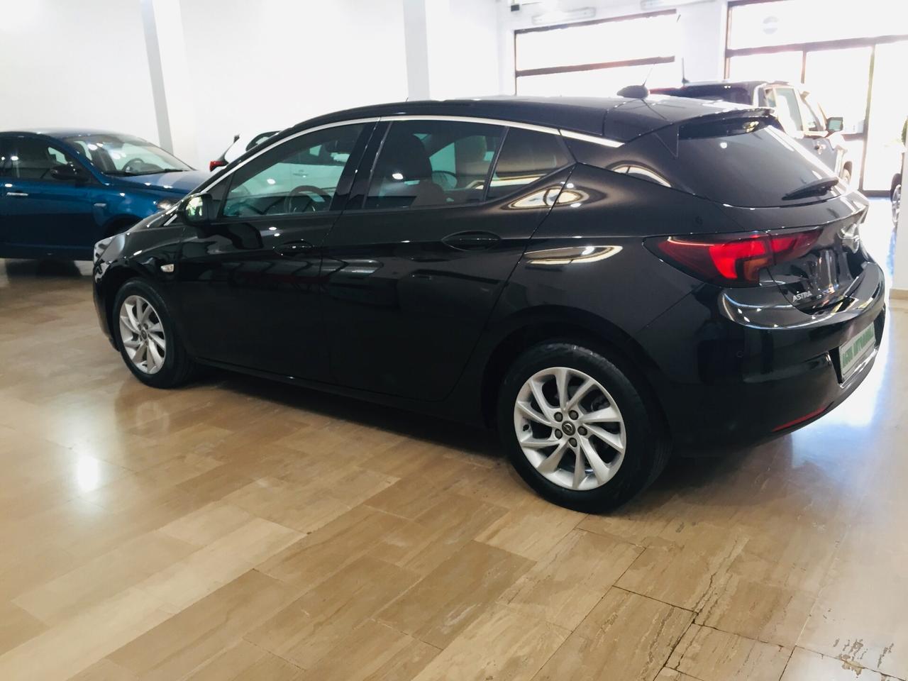 OPEL Astra 1.5 CDTI 122 CV 5P. Business Elegance