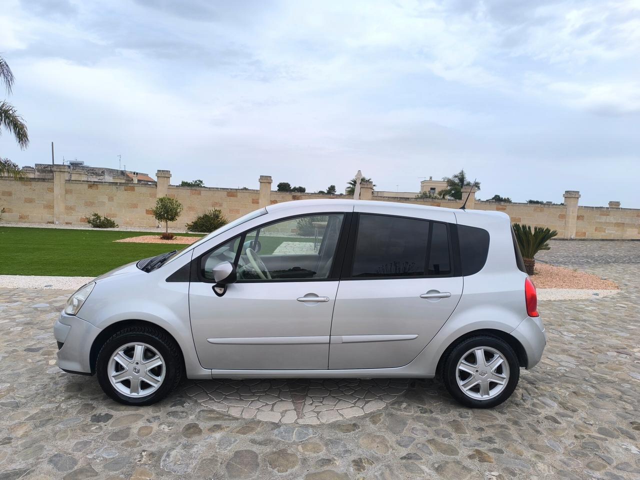 Renault Modus Grand 1.6 16V Dynamique perfetta full optional