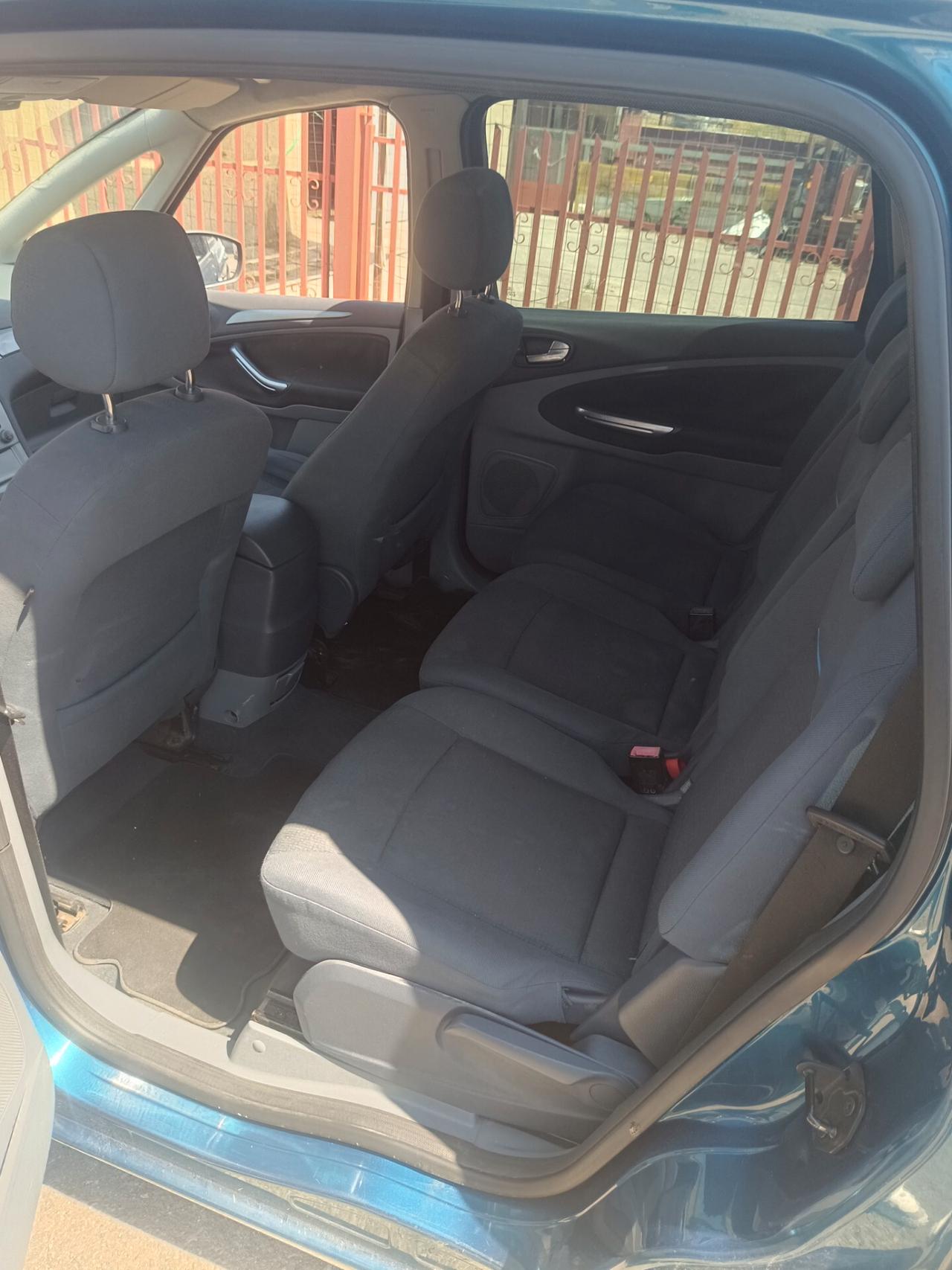 Ford S-Max 2.0 TDCi 140CV Titanium