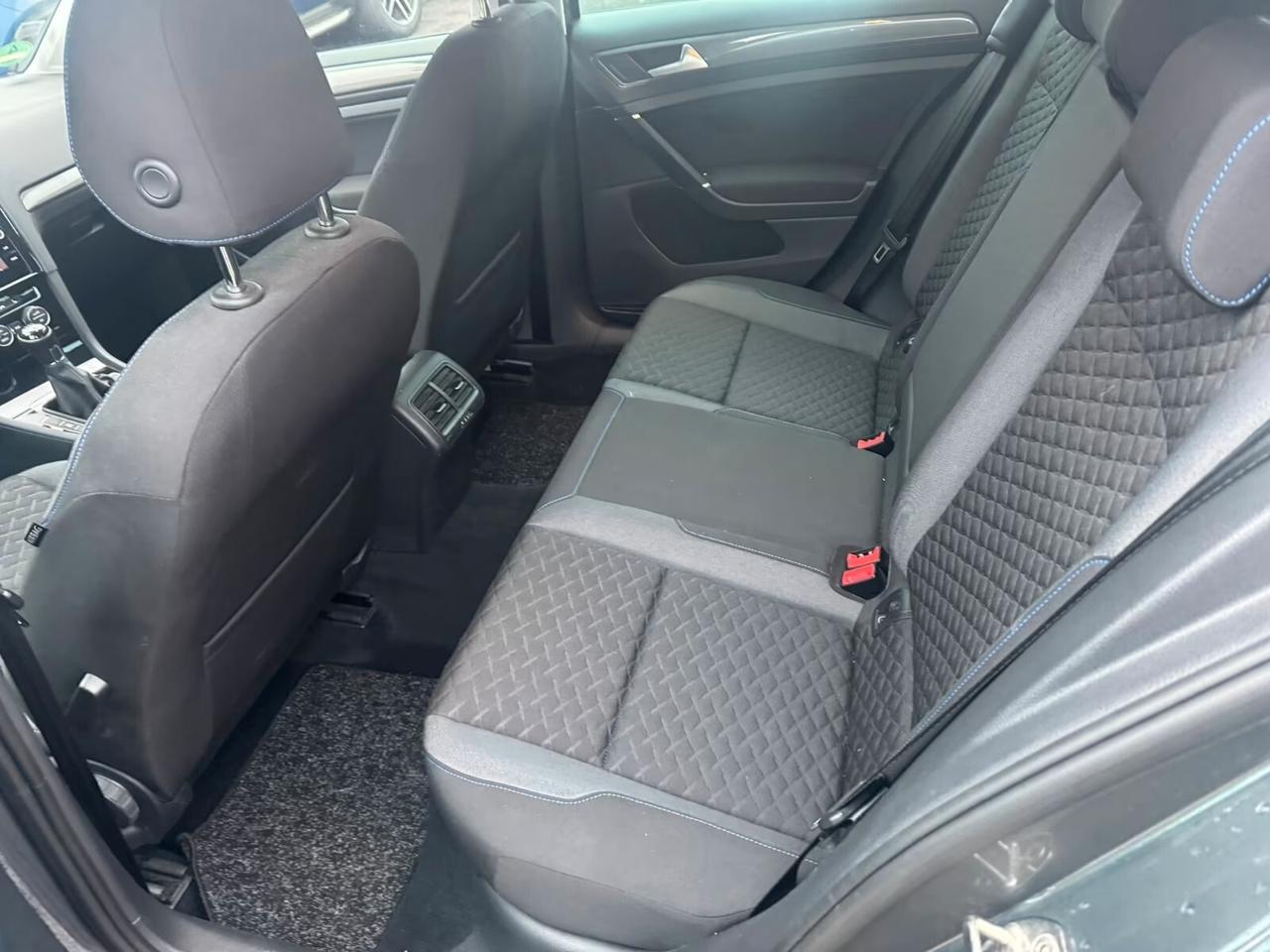 Volkswagen Golf 1.6 TDI 115 CV 5p. Business BlueMotion Technology