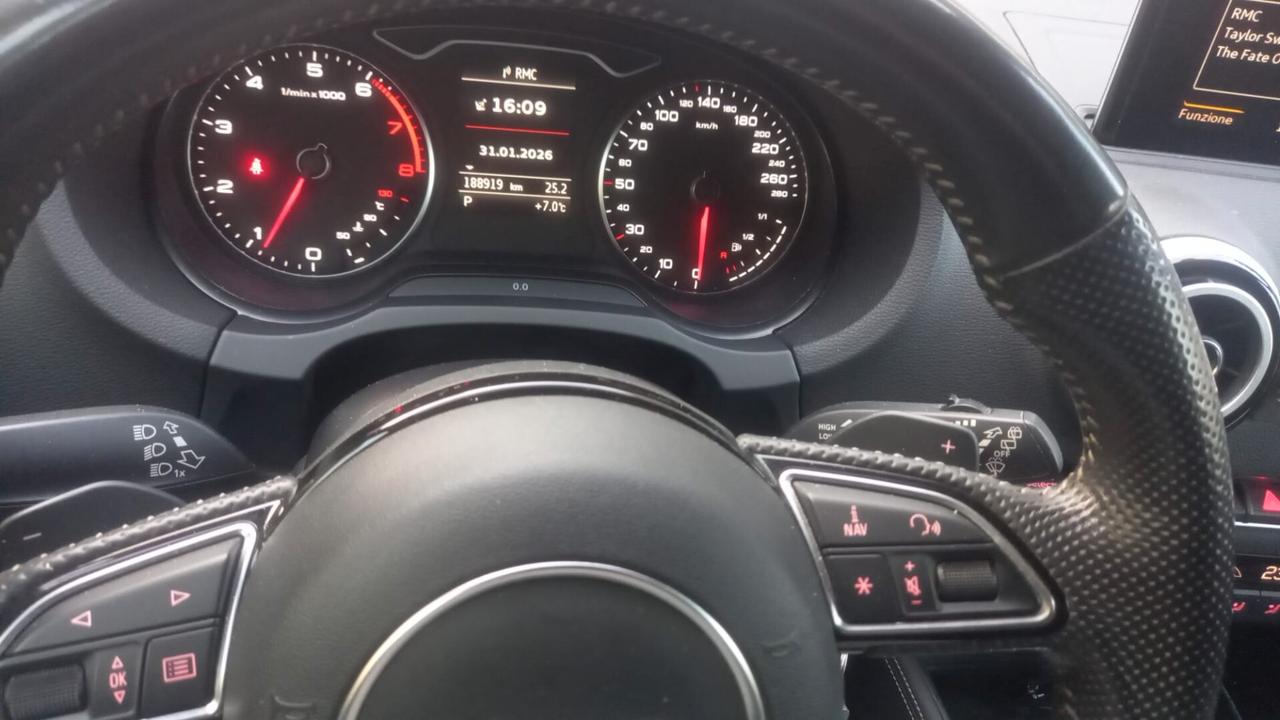 Audi A3 SPB 1.8 TFSI S tronic Ambition 5porte pachetto S-line