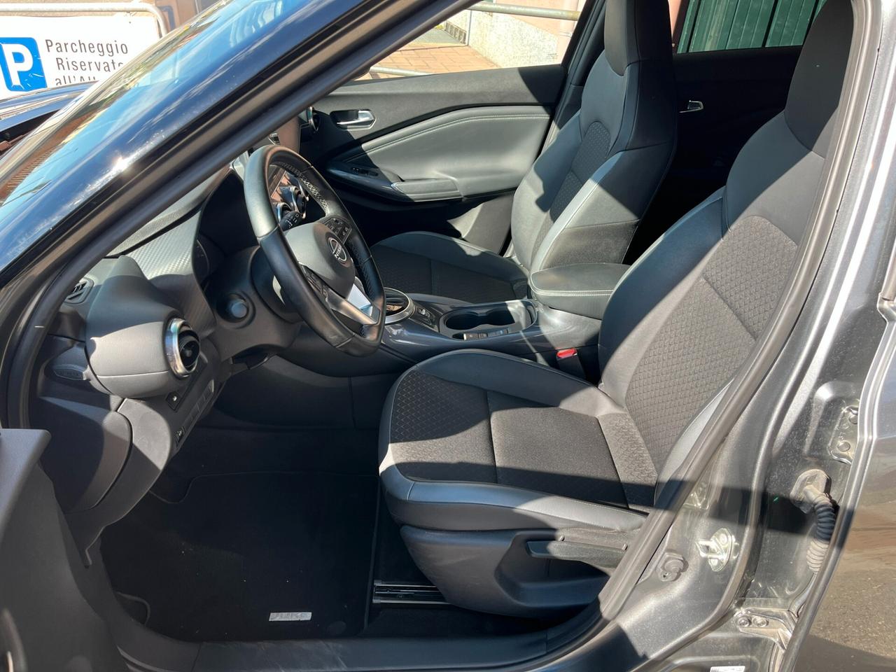 Nissan Juke 1.6 HEV N-Connecta - 2024