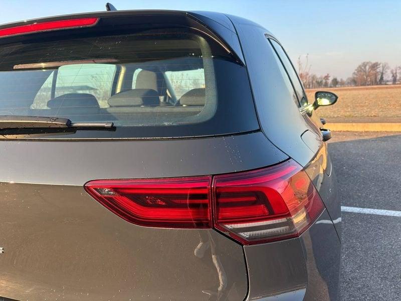 Volkswagen Golf NEOP. 1.0 Benzina 110cv