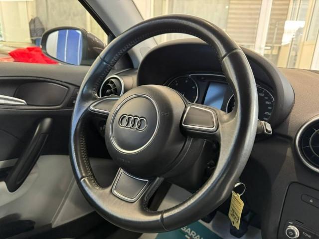 Audi A1 1.6 tdi Attraction 90cv