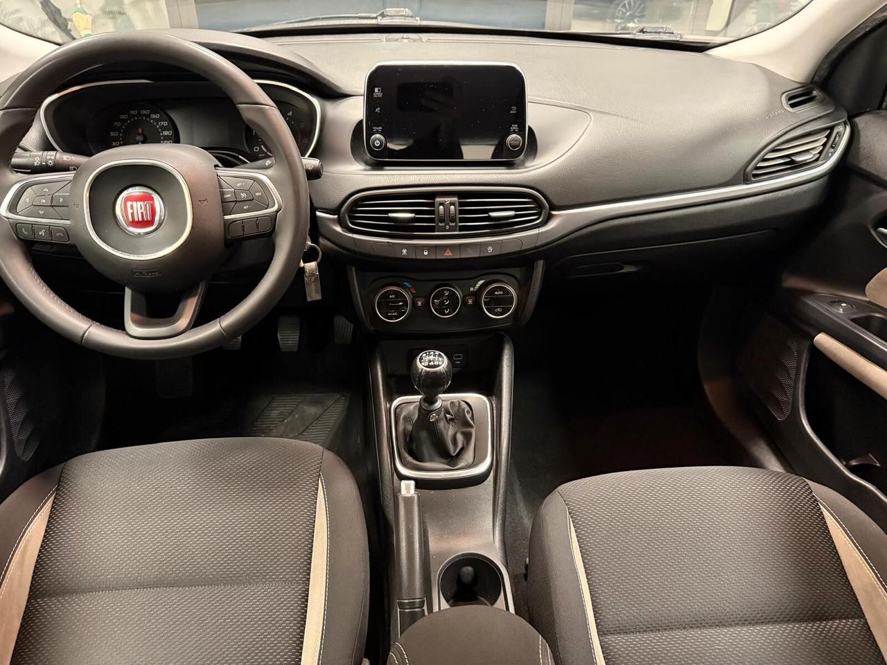 Fiat Tipo 1.6 Mjt S&S SW Lounge