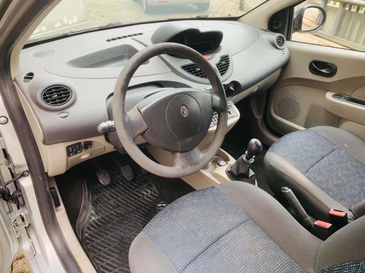 Renault Twingo 1.2 16V GPL Le Iene