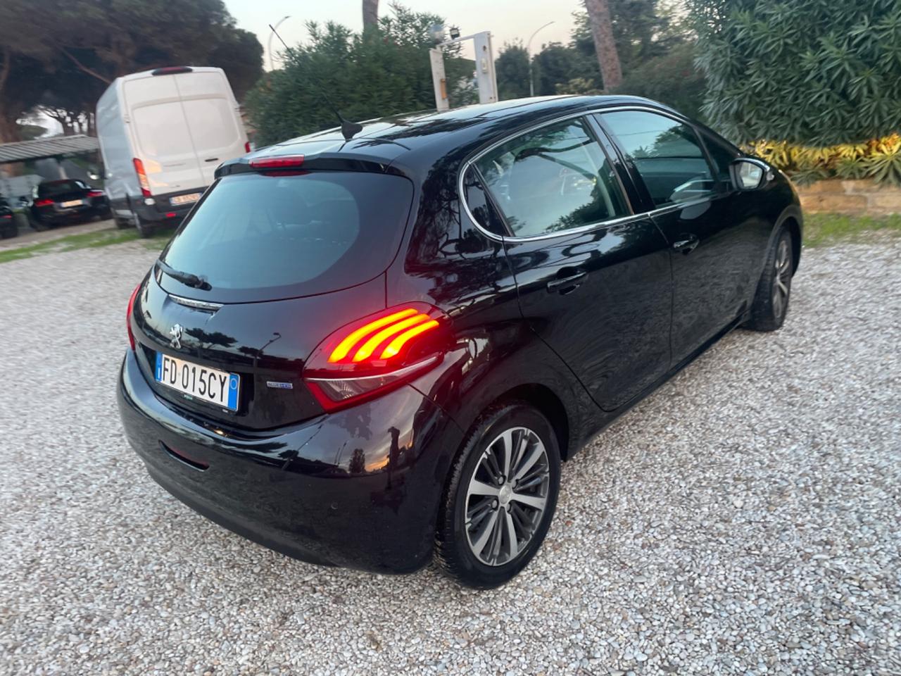 Peugeot 208 BlueHDi 75 5 porte Active