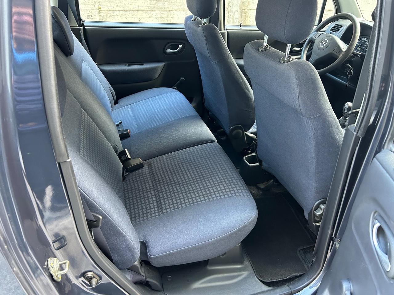 Opel Agila 1.2 16V Enjoy