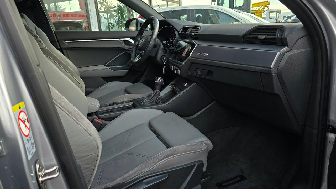 Audi Q3 35 TDI quattro S tronic S line edition