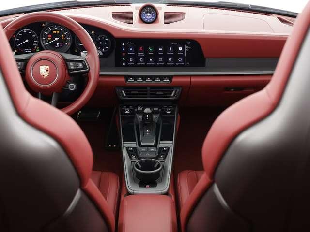 Porsche 992 cabrio 3.0 carrera auto