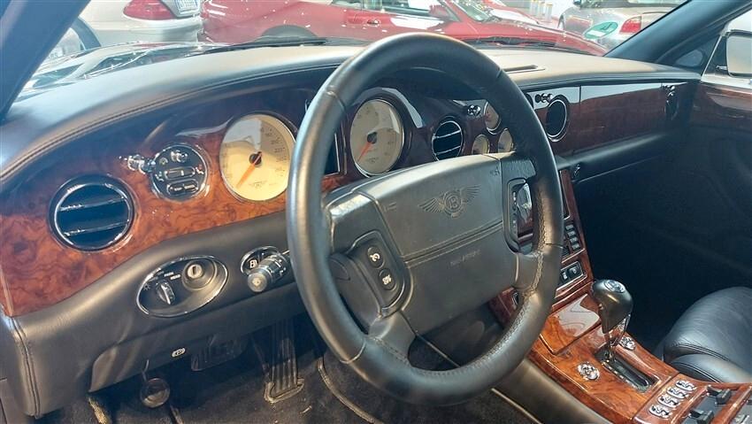Bentley Arnage Red Label