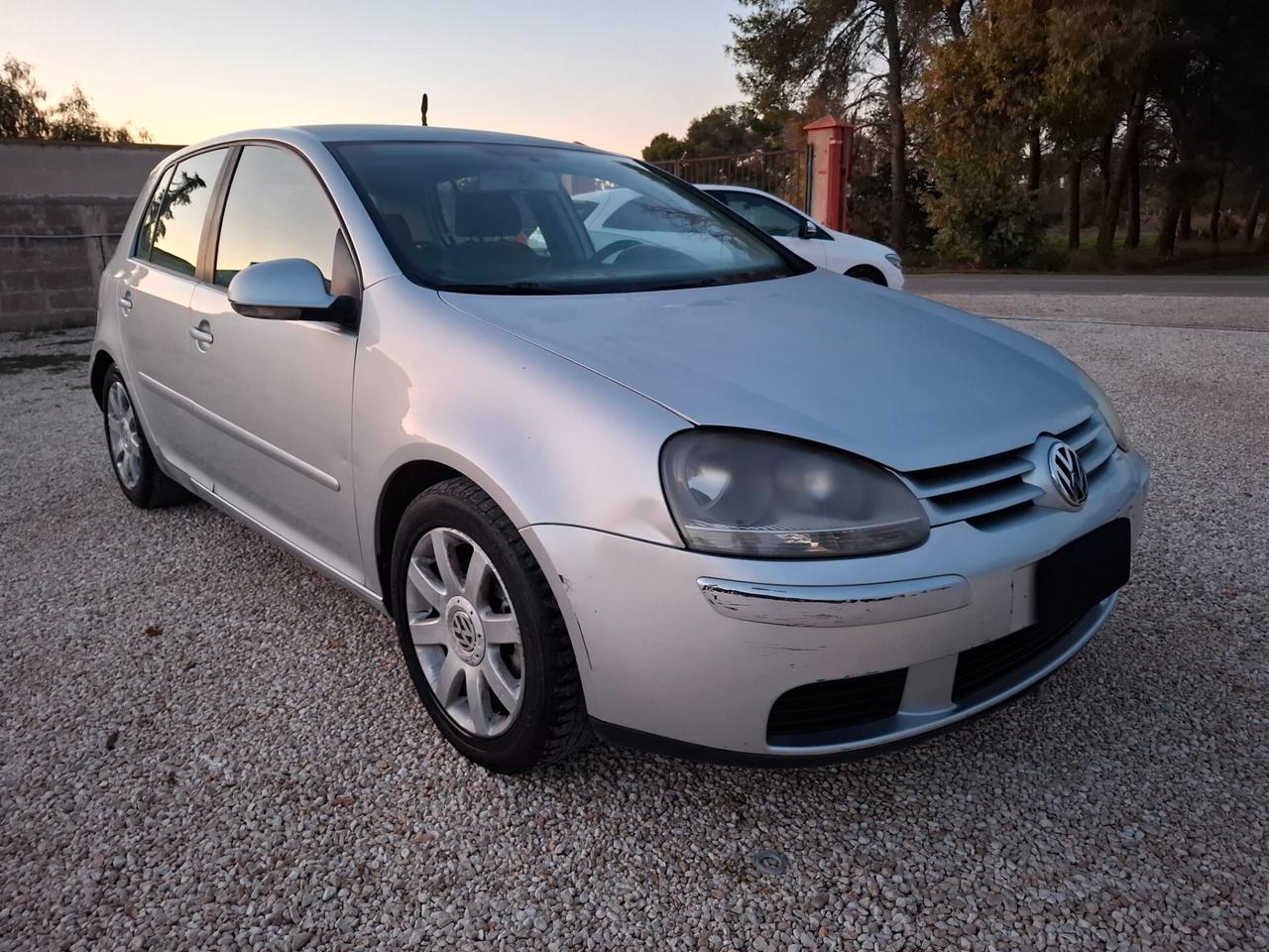 VW GOLF 5 -1.9TDI 105CV-5PORTE*CLIMA