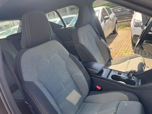 VOLVO XC40 T2 automatico Core (AUTOCARRO N1)