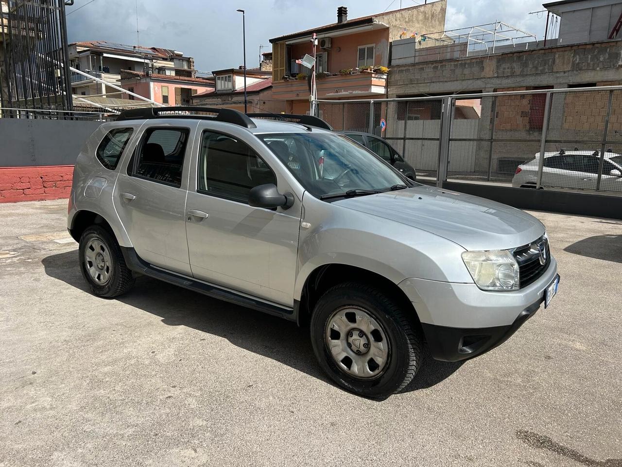 Dacia Duster 1.6cc gpl 12 mesi garanzia-2012
