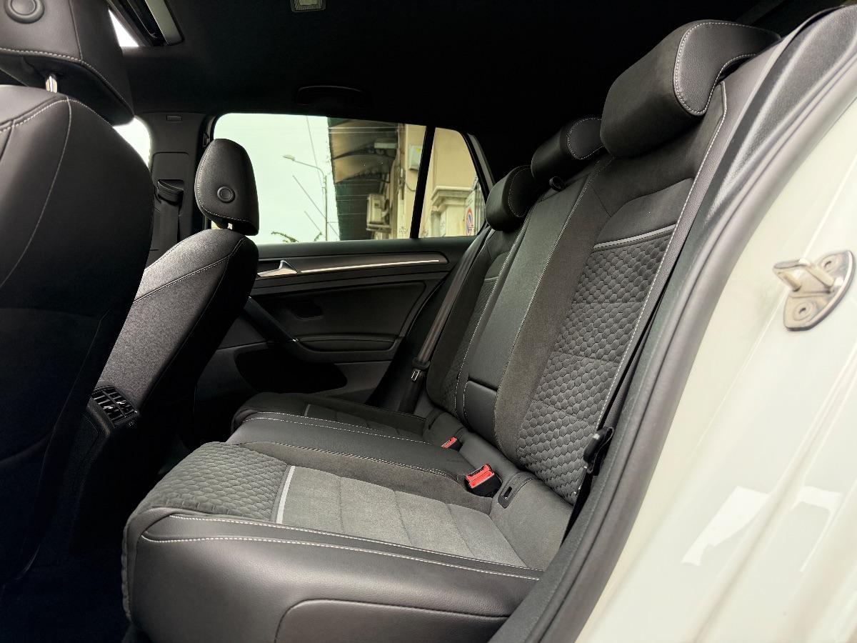 Volkswagen Golf 7.5 GTD 2.0 TDI 184CV