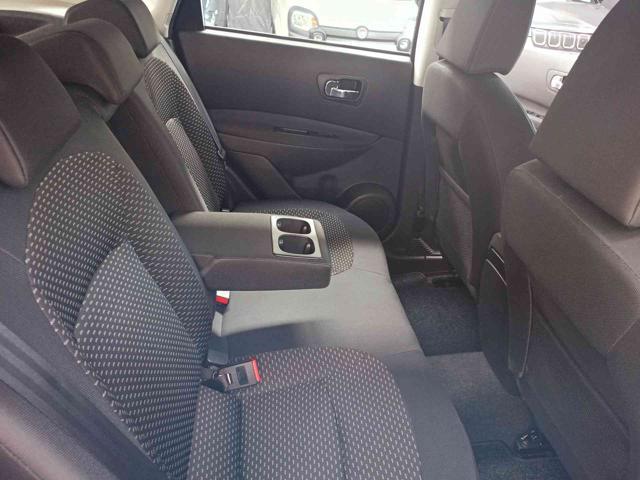 NISSAN Qashqai 2.0 dCi DPF 4WD Acenta