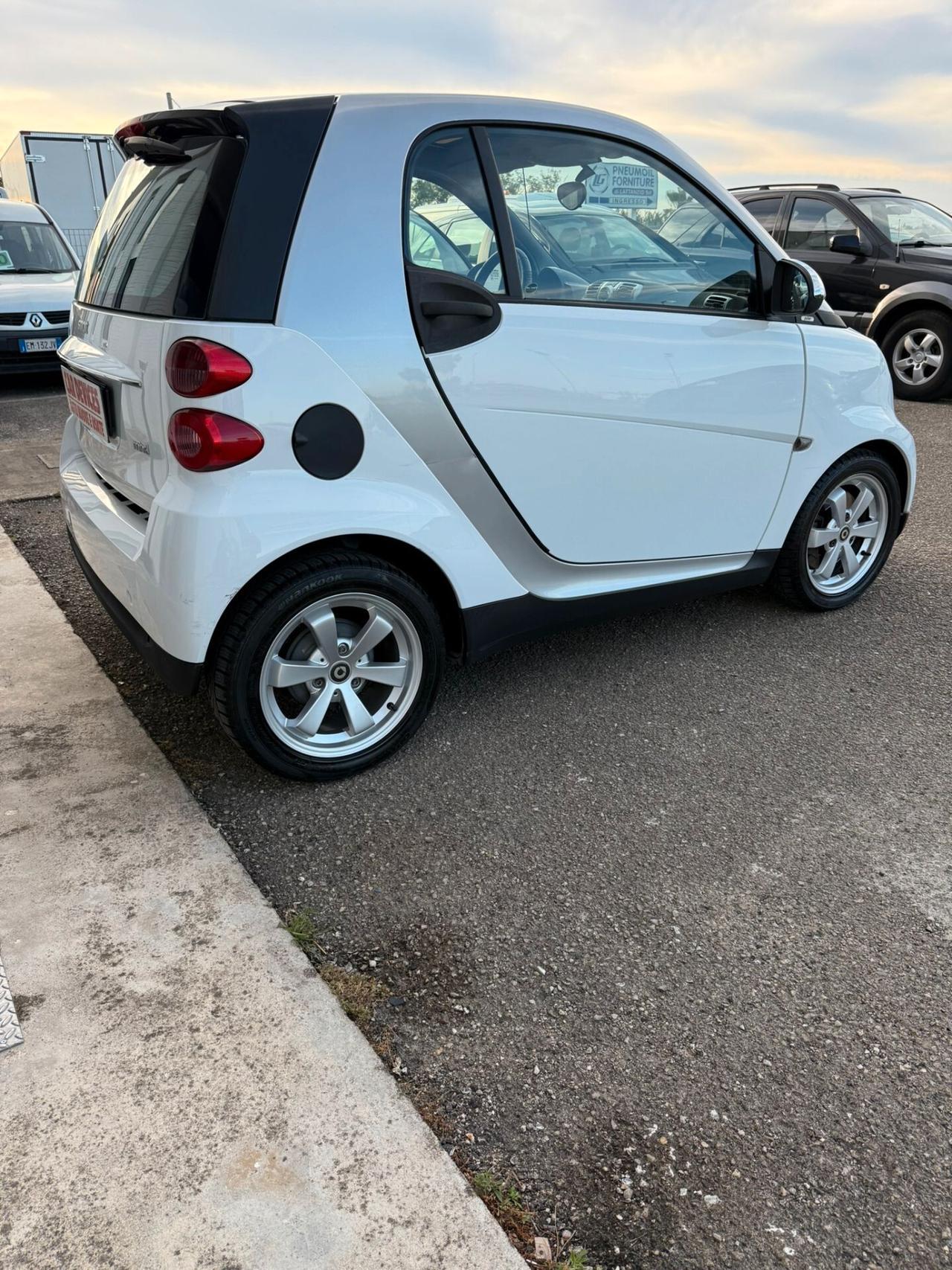Smart ForTwo 80 MILA KM- NEOPATENTATI