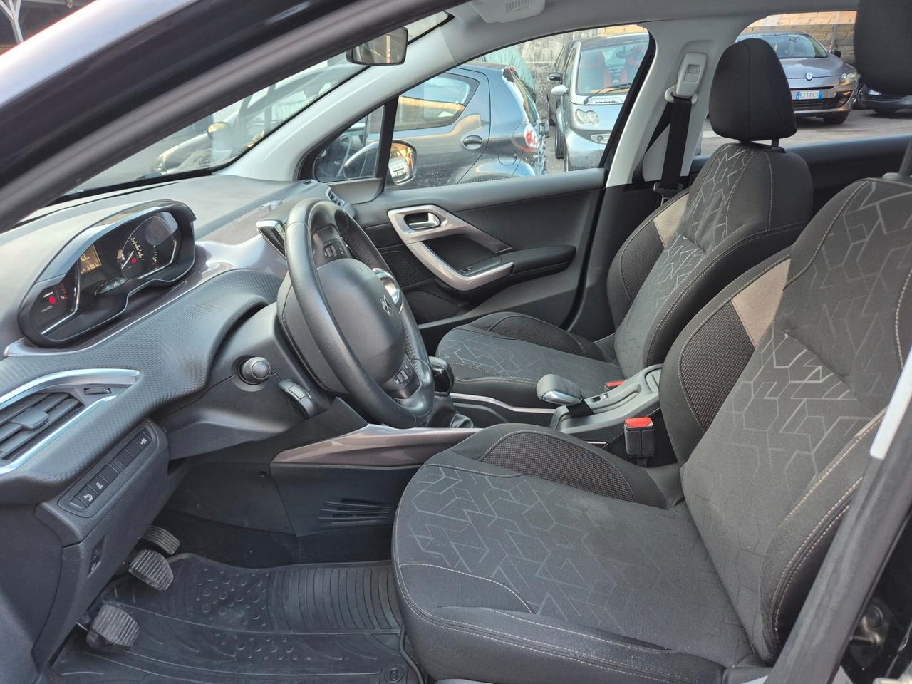 Peugeot 2008 SUPER FULL PERFETTA 1.2 BENZ 2015