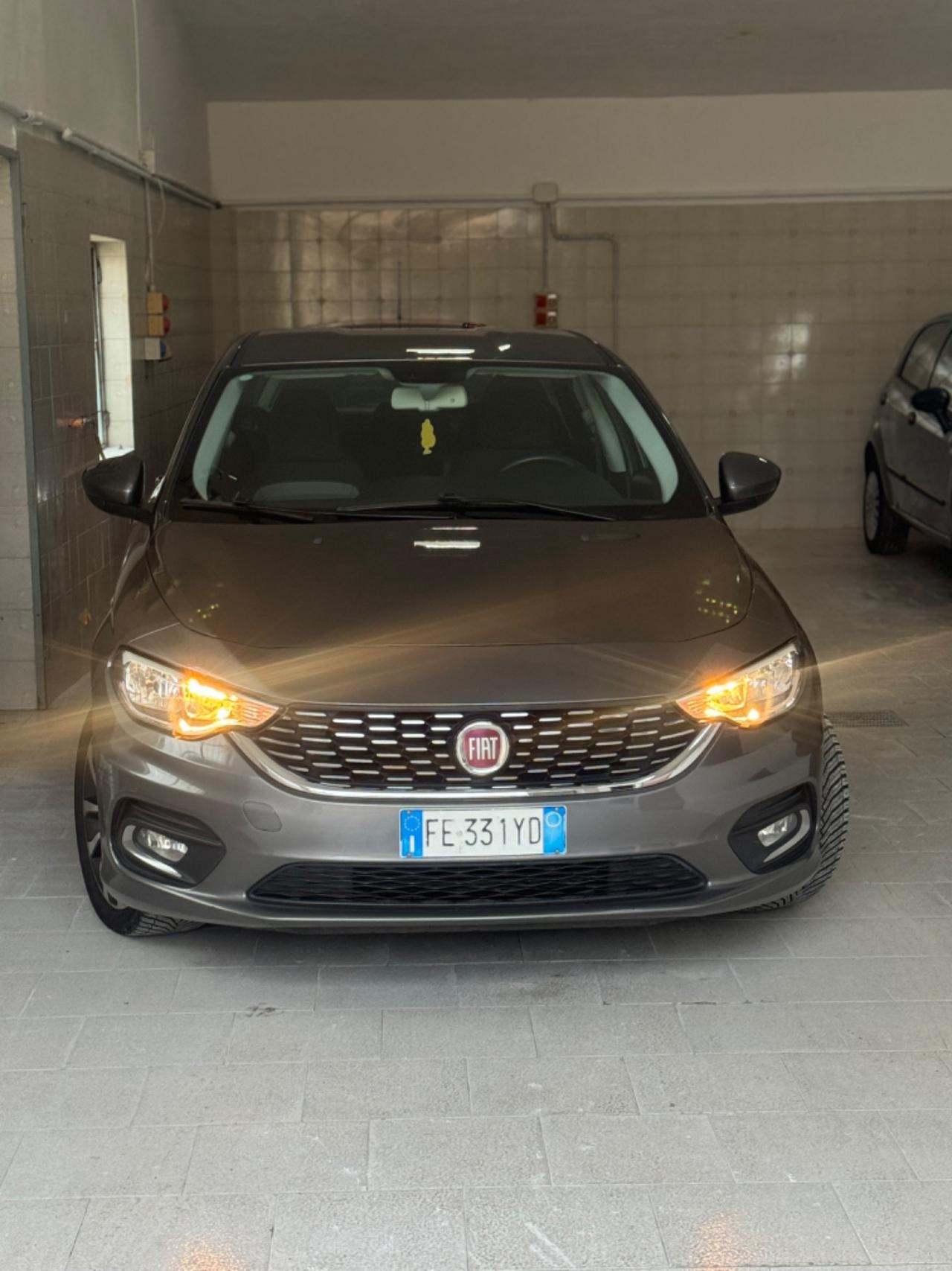 Fiat Tipo 1.6 Mjt S&S 5 porte Easy