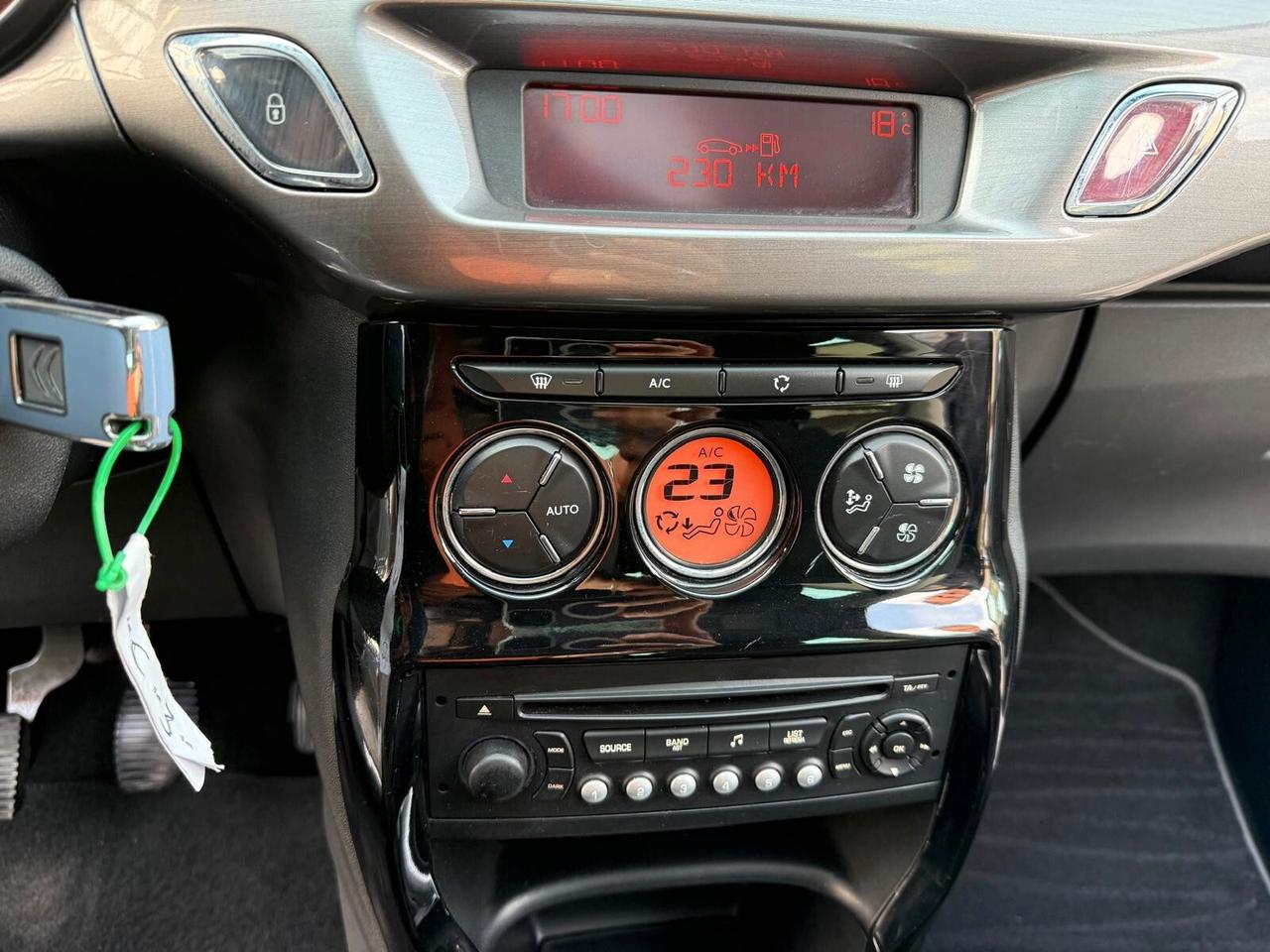 Citroen C3 1.6 HDi ExclusivSTYLE TETTO PANORAMICO