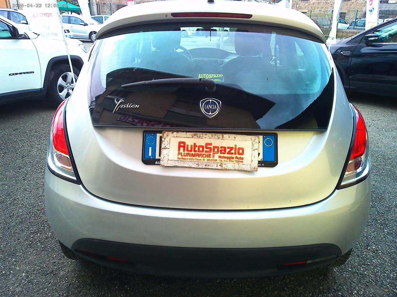 Lancia Ypsilon 1.3 MJT 75 CV Unyca