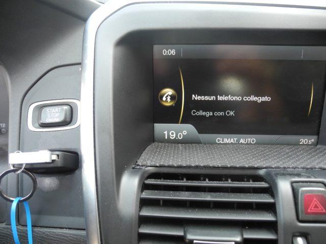 VOLVO XC60 D3 AWD Geartronic Summum autom.-UNICO PROPRIETARIO