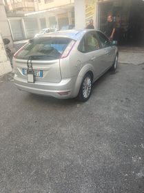 Ford Focus 1.6 105 CV Titanium