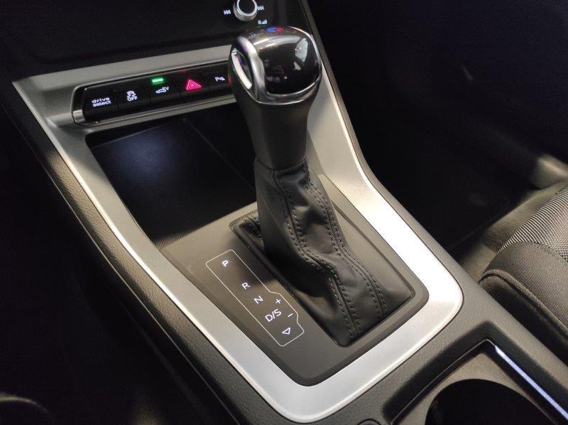 AUDI Q3 2ª serie - Q3 45 TFSI e S tronic Business