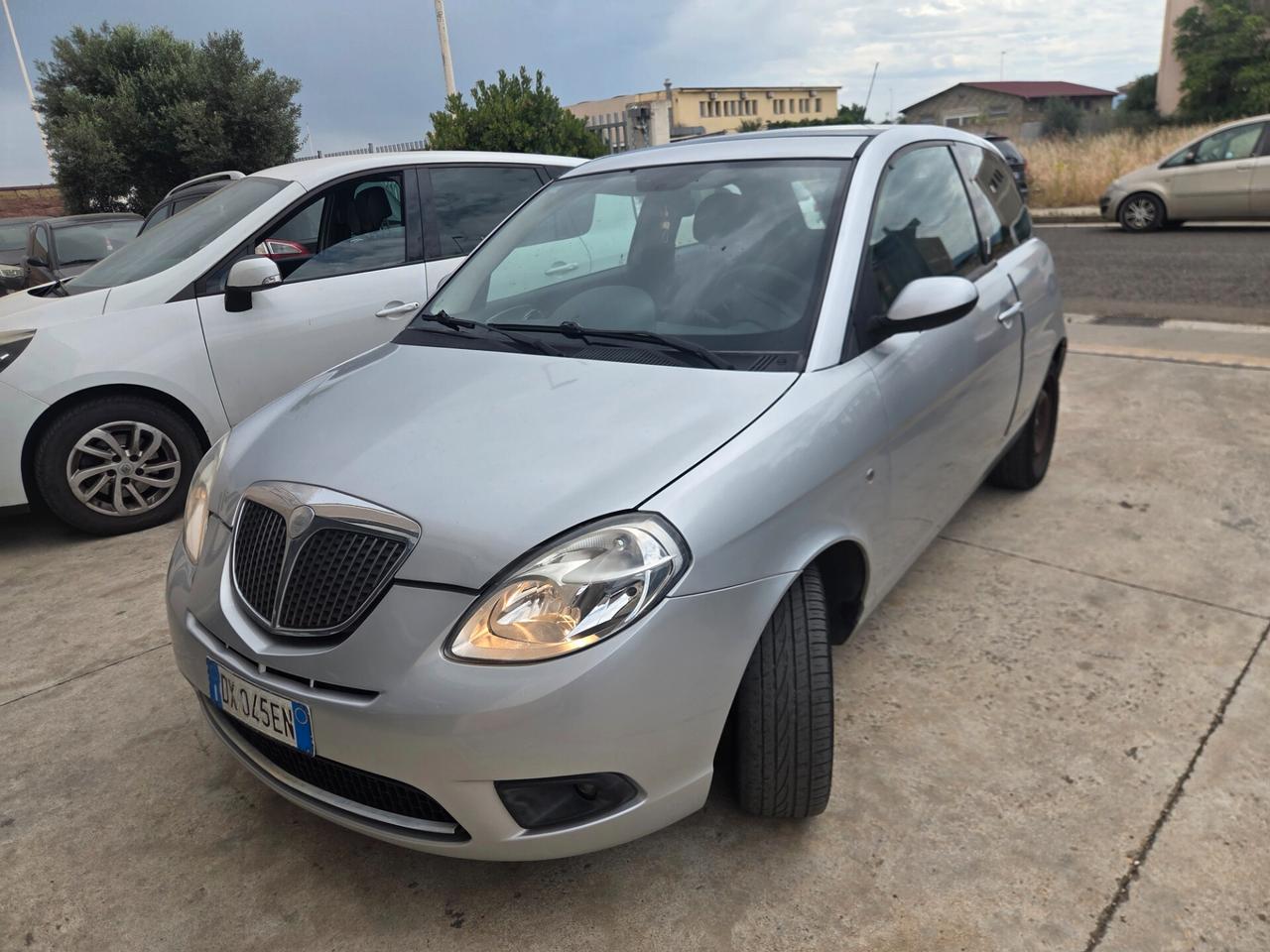 Lancia Ypsilon 1.3 MJT 90 CV Tetto Apribile 2009