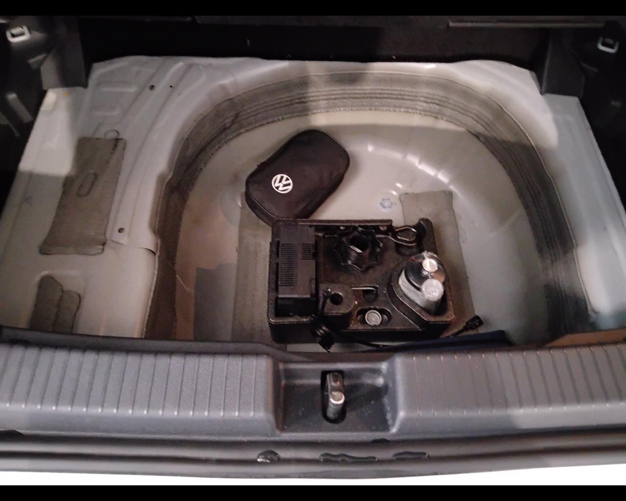 VOLKSWAGEN T-Cross 2024 - T-Cross 1.0 tsi Life 95cv