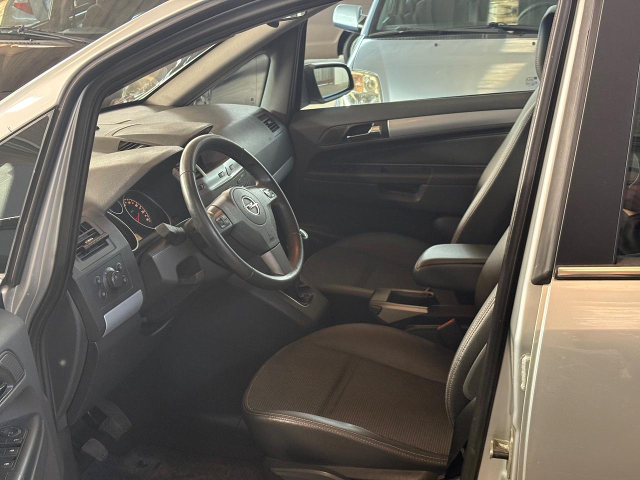 Opel Zafira 1.6 94CV 7 POSTI