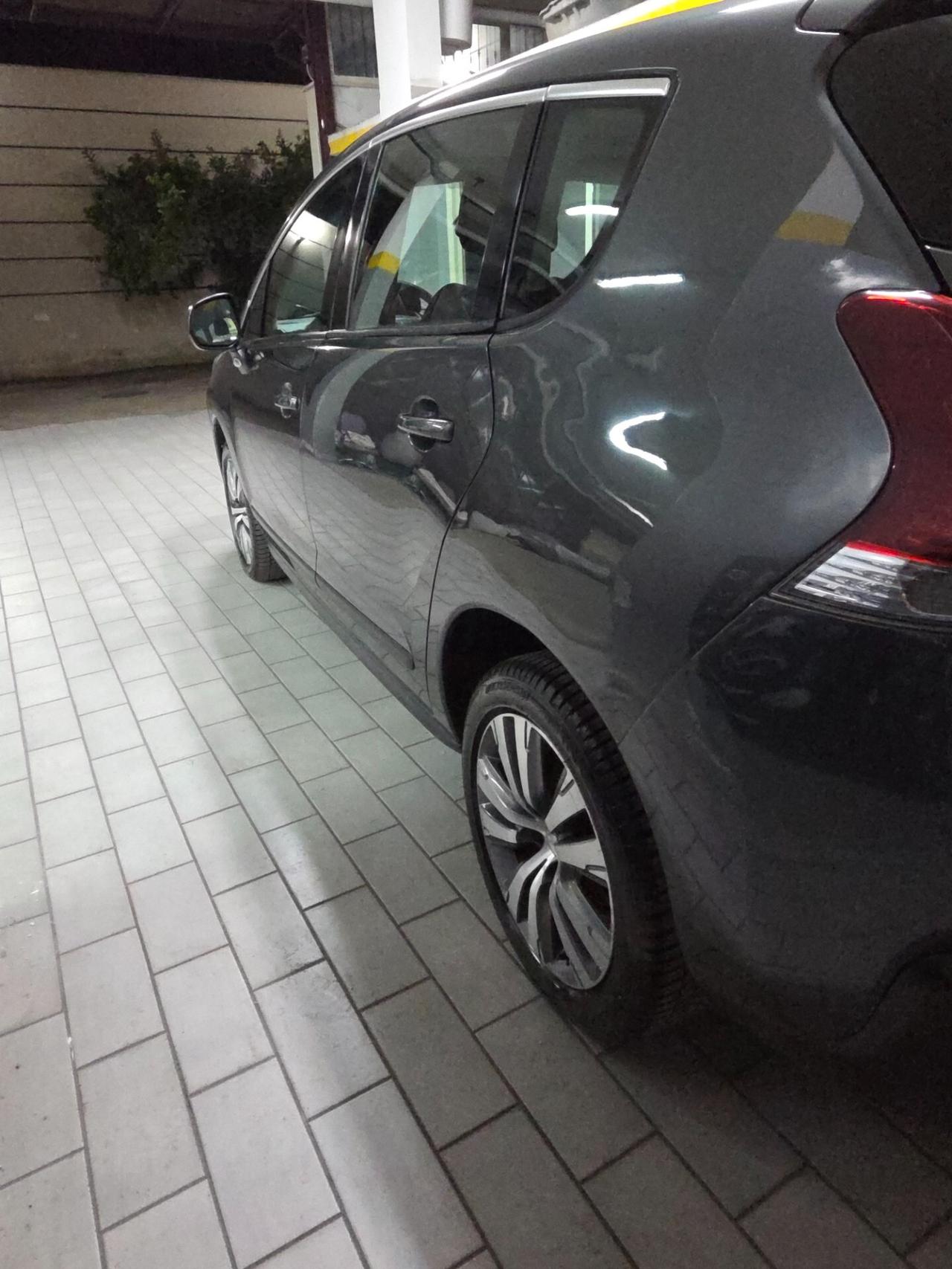 Peugeot 3008 BlueHDi 120 S&S Business