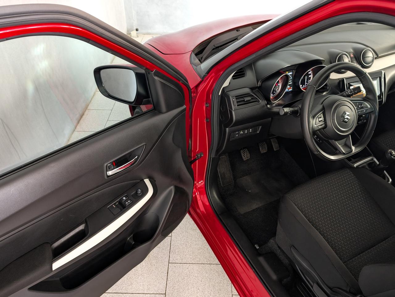 Suzuki Swift 1.2 Hybrid Privilege