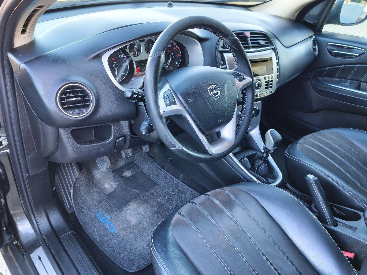 LANCIA Delta 1.6 MJT Platino