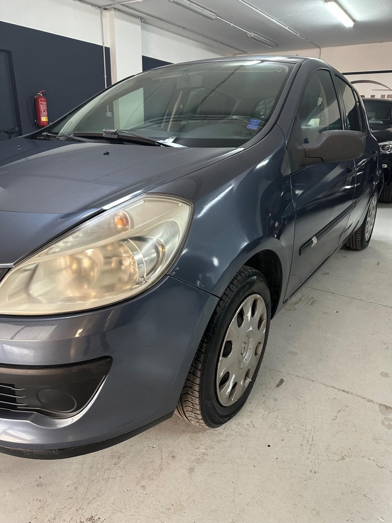 Renault Clio 1.2 16V 5 porte Dynamique