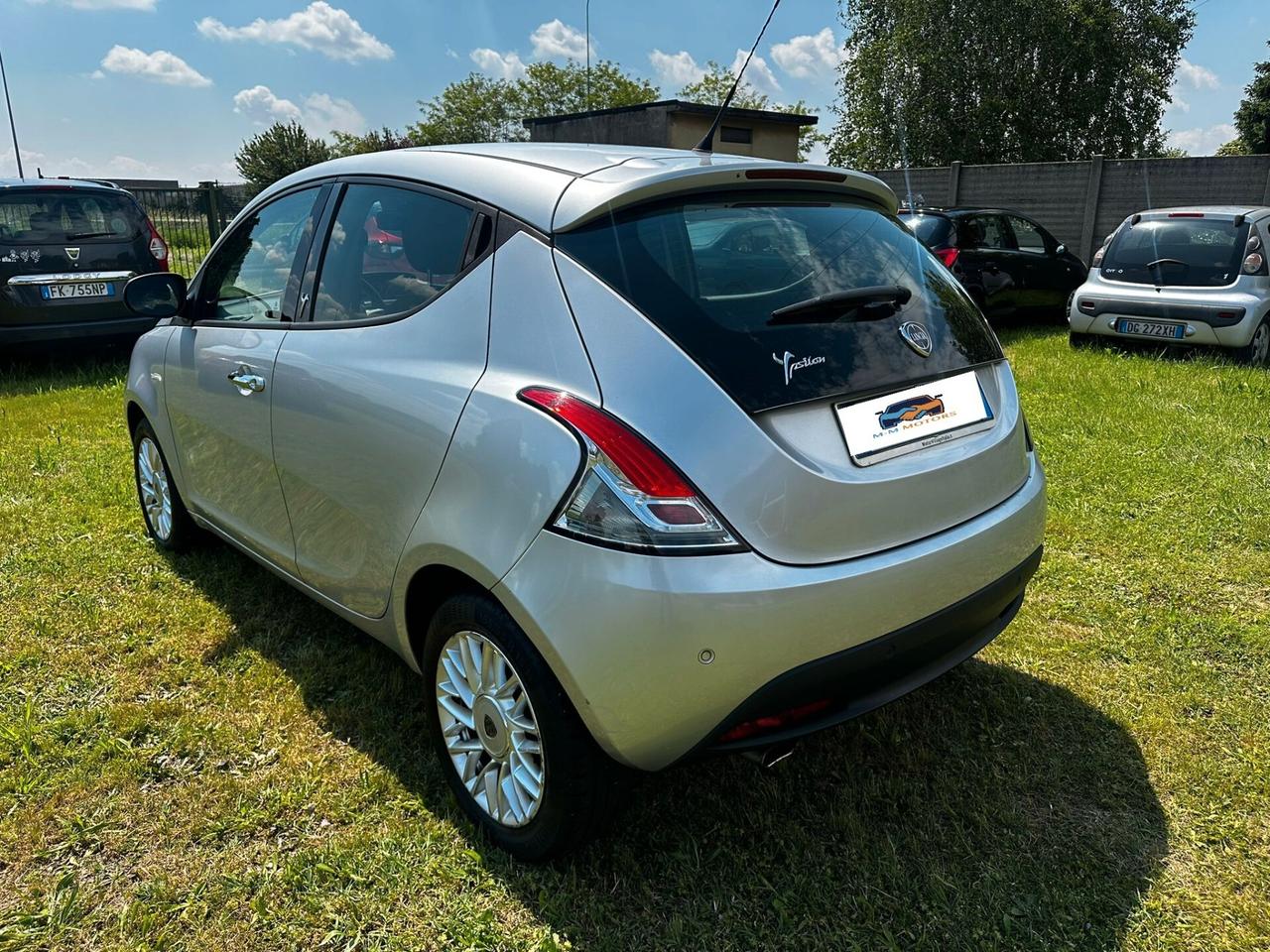 Lancia Ypsilon 85CV CAMBIO AUTOMATICO