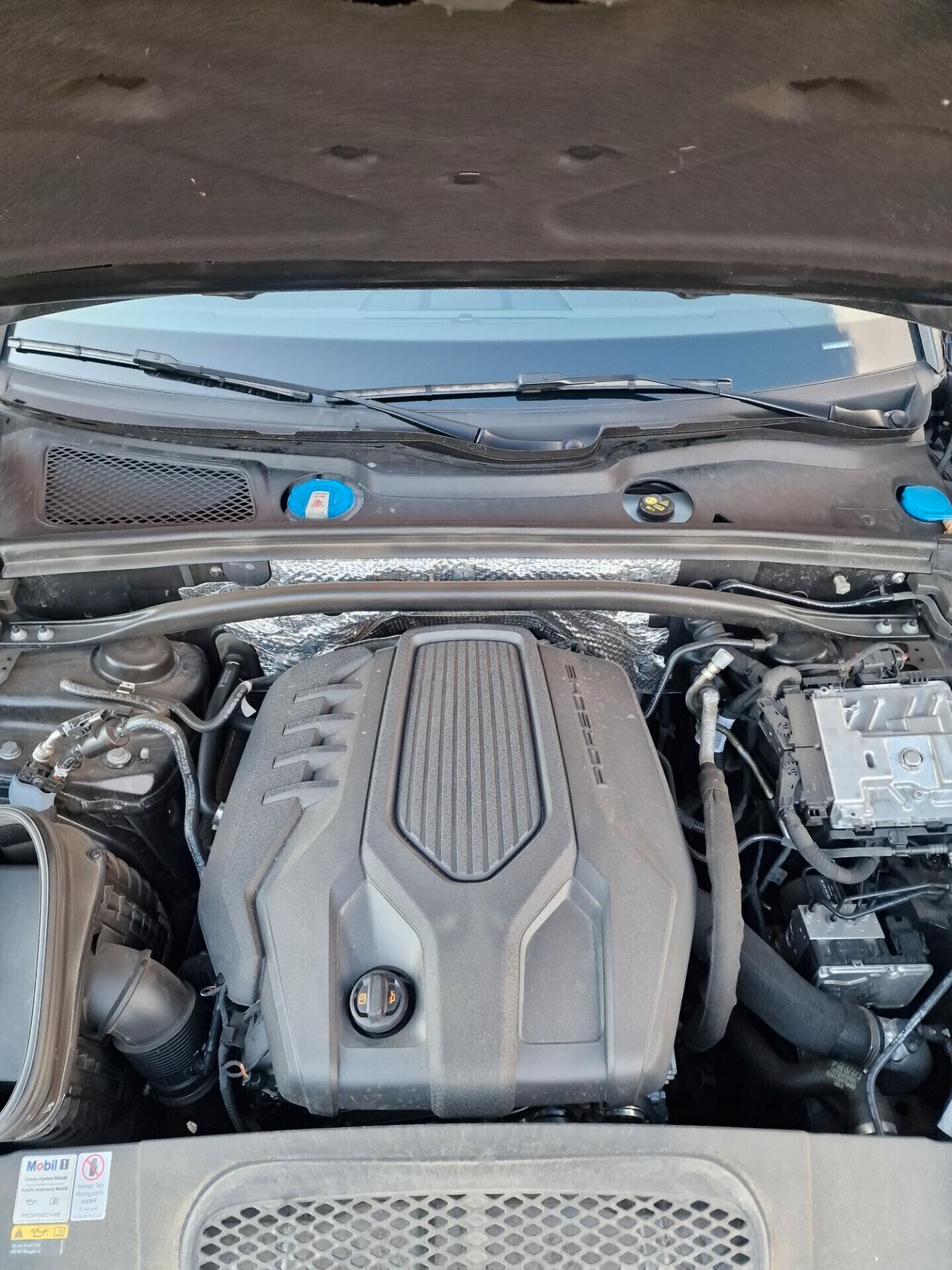 Porsche Macan 2.0 pdk