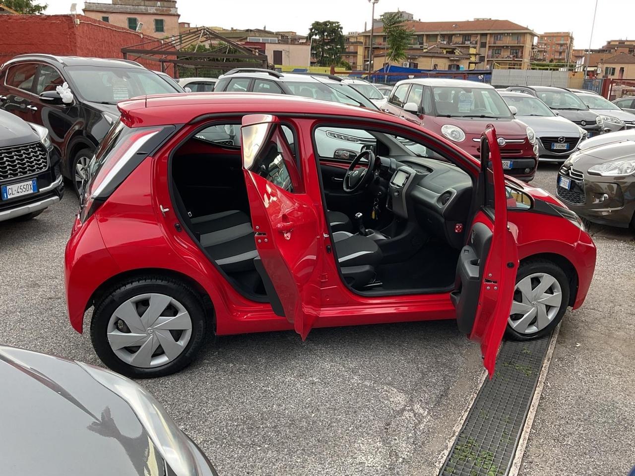 Aygo 1.0 VVT-i 69 CV( 25 mila km ) -unipro-rate