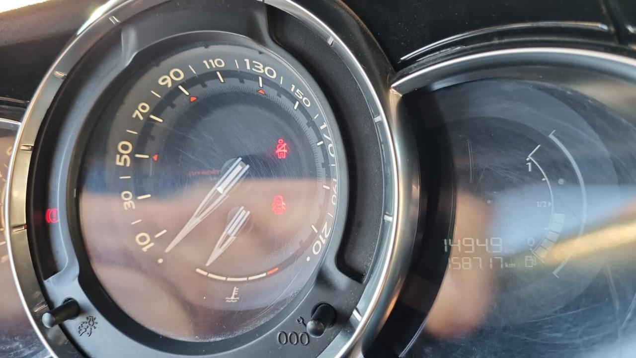 Ds DS3 3 1.2 VTi 82 Just Black 82CV 60KW BENZ.