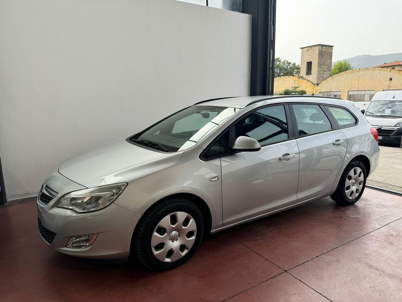 Opel Astra 1.7 CDTI 110CV Sports Tourer Cosmo