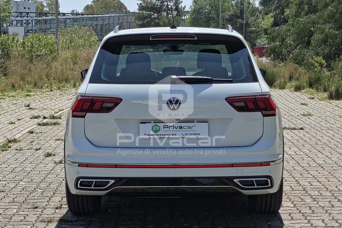 VOLKSWAGEN Tiguan 2.0 TDI 150 CV SCR DSG R-Line