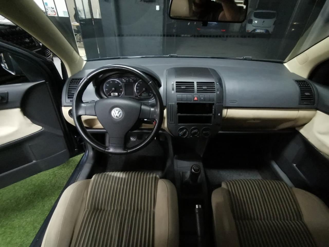 Volkswagen Polo 1.4 Comfortline NEOPATENTATI GARANZIA 12 MESI
