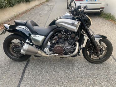 Yamaha VMAX