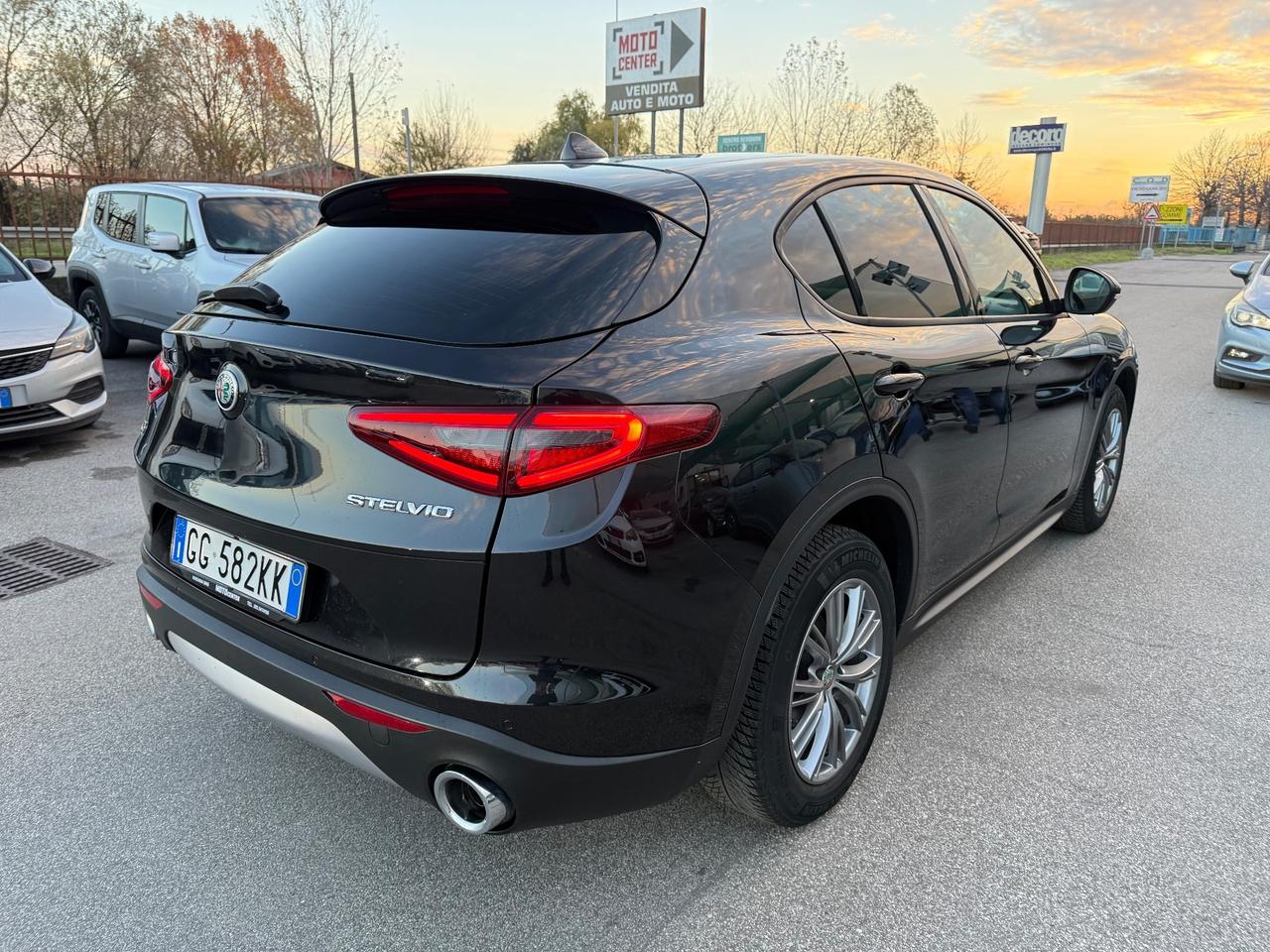 Alfa Romeo Stelvio 2.2 190 CV AT8 Q4 Rosso Edizione