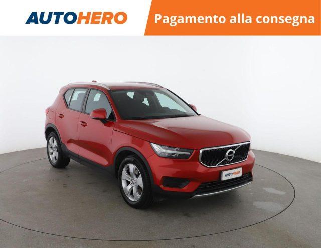 VOLVO XC40 B4 AWD Geartronic Momentum