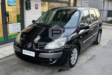 RENAULT Grand Scénic 1.6 16V Dynamique