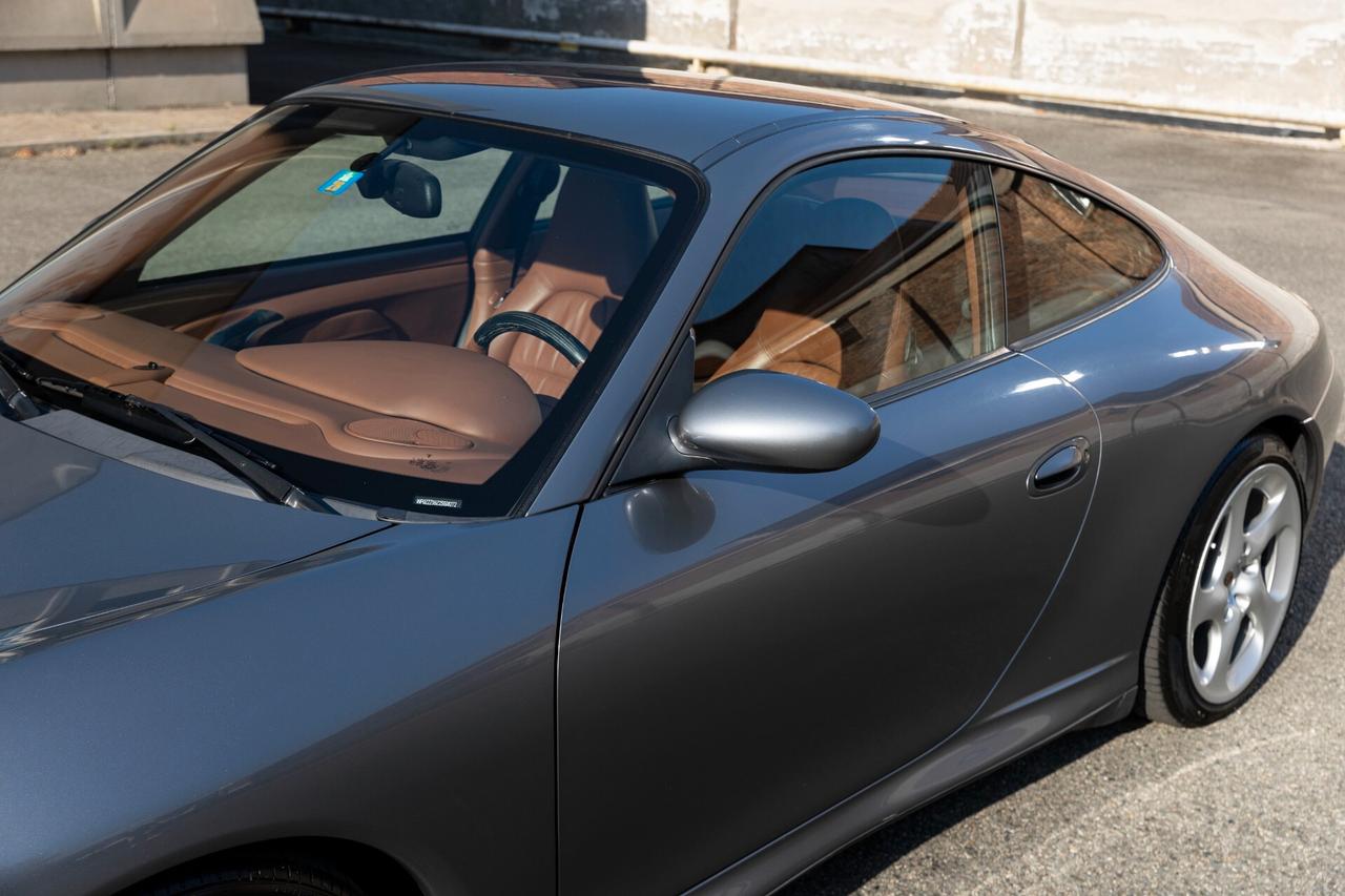 Porsche 911 Carrera 4S cat Coupé